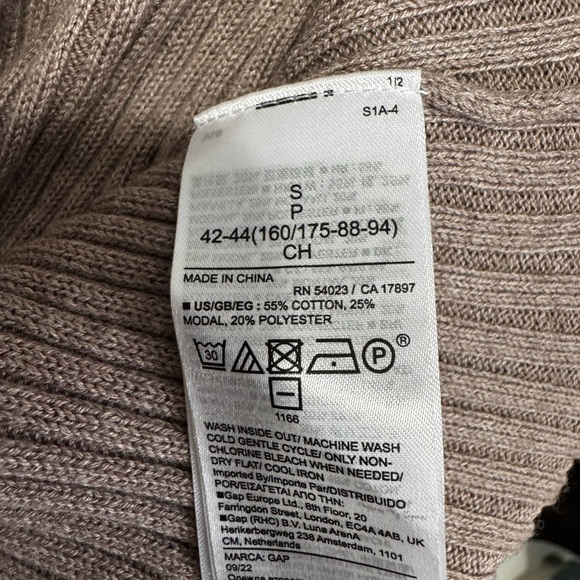 GAP Long Sleeve Ribbed Dress in Brown - Picture 2 of 7